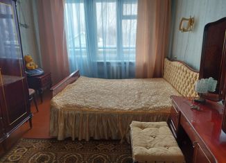 Продаю 3-ком. квартиру, 55.6 м2, деревня Пересна, деревня Пересна, 2