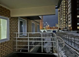 Продается 1-ком. квартира, 33 м2, Березники, ЖК Любимов, улица Ивана Дощеникова, 3