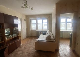 Продажа двухкомнатной квартиры, 41 м2, Каменск-Уральский, улица Серова, 3