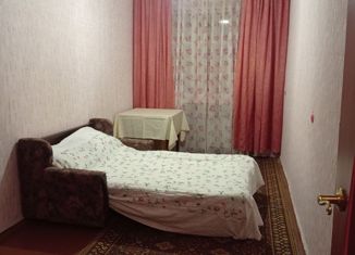 Сдаю 2-ком. квартиру, 65 м2, Волхов, улица Пирогова, 5