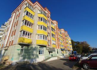 Продам 2-комнатную квартиру, 71 м2, Липецкая область, улица Орджоникидзе, 6