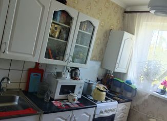 Продаю 2-ком. квартиру, 45 м2, Нижнекамск, Спортивная улица, 5А