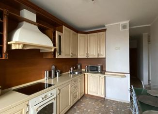 Продается 3-комнатная квартира, 96.2 м2, Москва, 4-й Вятский переулок, 18к2, 4-й Вятский переулок