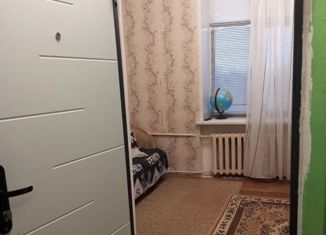 Сдается в аренду комната, 65 м2, Казань, улица Хади Такташа, 117