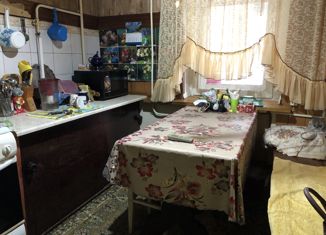 Продаю 3-ком. квартиру, 59 м2, Шлиссельбург, улица Кирова, 6