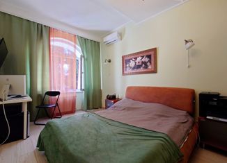 Квартира на продажу студия, 26 м2, Алушта, улица Горького, 6