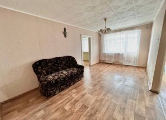 Продается 2-ком. квартира, 47 м2, Салават, улица Калинина, 44
