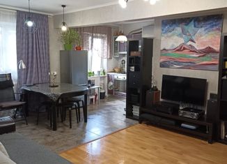 Продается 3-ком. квартира, 60 м2, Краснодар, улица Димитрова, 137, улица Димитрова