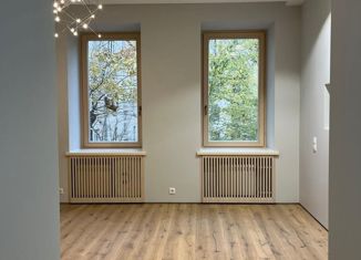 Продается 3-комнатная квартира, 57 м2, Москва, Печатников переулок, 6, Печатников переулок