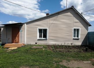 Продаю дом, 57 м2, поселок городского типа Большая Мурта, улица Чапаева, 5