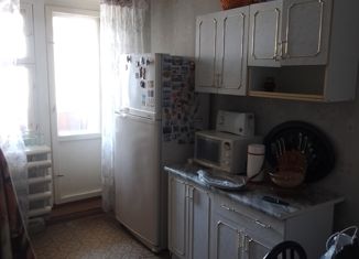 Продаю 4-ком. квартиру, 87 м2, Губкин, Севастопольская улица, 99