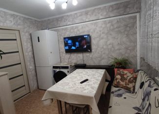 Продам 4-комнатную квартиру, 59.1 м2, Омск, проспект Королёва, 14Б