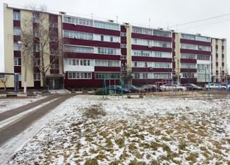 Продажа двухкомнатной квартиры, 43 м2, посёлок городского типа Волоконовка, улица Ленина, 83