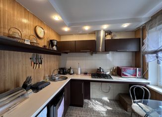 Продаю 1-комнатную квартиру, 32 м2, Керчь, Заречная улица, 8