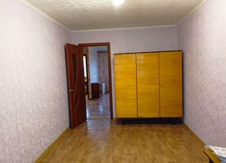 Продаю двухкомнатную квартиру, 42 м2, посёлок Новоуткинск, улица Партизан, 64А