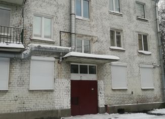 Продам 2-комнатную квартиру, 48.8 м2, Павловск, Детскосельская улица, 5