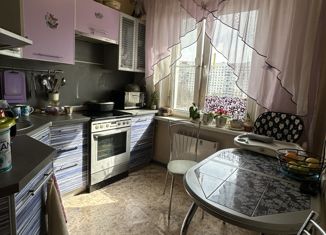 Продажа трехкомнатной квартиры, 58.6 м2, Москва, Голубинская улица, 13к1