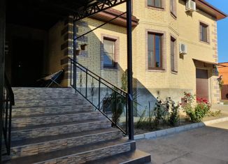 Продам дом, 300 м2, Белореченск, улица Ленина