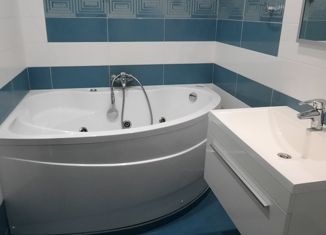 3-комнатная квартира на продажу, 146.1 м2, Ейск, Коммунистическая улица, 81