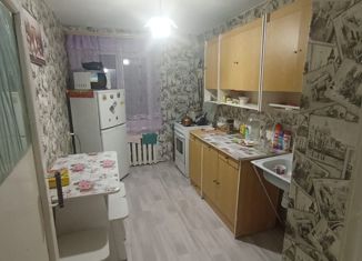Продается трехкомнатная квартира, 58 м2, село Константиновка, Советская улица, 106