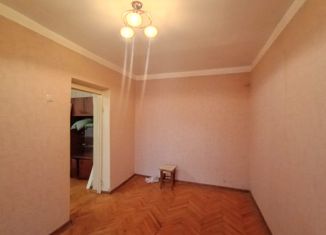 Продается двухкомнатная квартира, 40.8 м2, Нальчик, улица Кирова, 3, район Горная