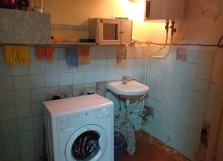Продаю комнату, 11 м2, посёлок городского типа Краснозатонский, Краснозатонская улица, 4
