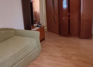 Продаю 3-ком. квартиру, 71.9 м2, посёлок городского типа Октябрьское, улица Тяговая подстанция, 7