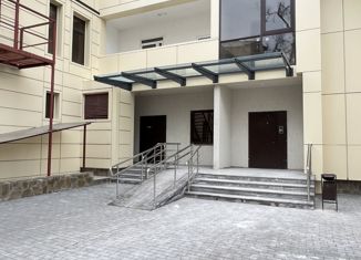 Продажа 2-ком. квартиры, 91 м2, Пятигорск, улица 295-й Стрелковой Дивизии, 21