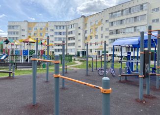 Продается 1-комнатная квартира, 38.5 м2, посёлок ЛМС, микрорайон Солнечный городок, 3