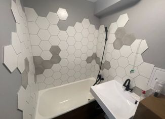 Продаю двухкомнатную квартиру, 42 м2, Москва, улица Москворечье, 57/8, район Москворечье-Сабурово