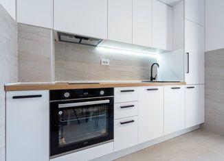 Продажа 2-ком. квартиры, 60 м2, Краснодар, ЖК Лиговский, улица Героя Хабибуллина, 11