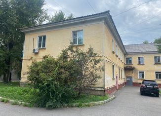 Продаю 3-ком. квартиру, 55 м2, Хабаровск, Ладожский переулок, 3