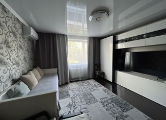 Продаю 2-ком. квартиру, 53.2 м2, Москва, улица Санникова, 13, улица Санникова