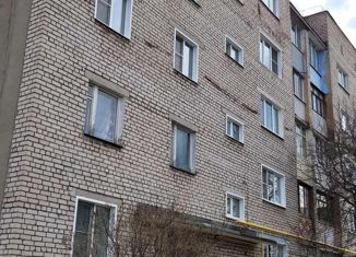 Продам трехкомнатную квартиру, 60 м2, Заволжск, улица Мира, 25А