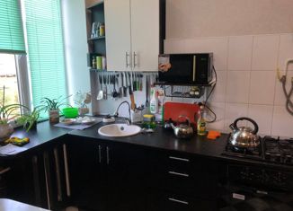 Продажа 3-ком. квартиры, 76.3 м2, Ишимбай, Стахановская улица, 116