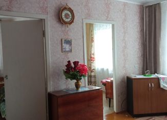 Продается 4-ком. квартира, 61.5 м2, Плавск, улица Мичурина, 27А