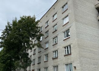 Продаю комнату, 250 м2, Петрозаводск, улица Архипова, 18