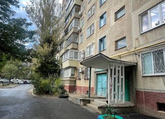 3-комнатная квартира на продажу, 61 м2, Крым, улица Орджоникидзе, 117А