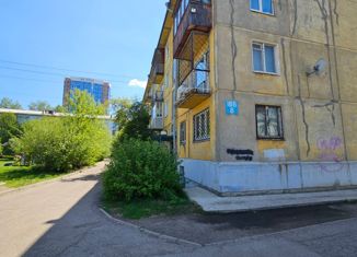 Продается 2-комнатная квартира, 45 м2, Иркутская область, 188-й квартал, 8