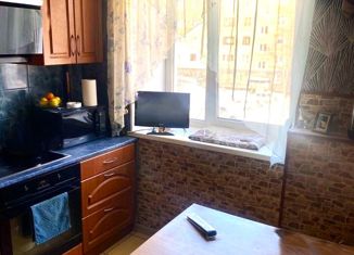 4-комнатная квартира на продажу, 63.5 м2, Мурманск, улица Академика Книповича, 47