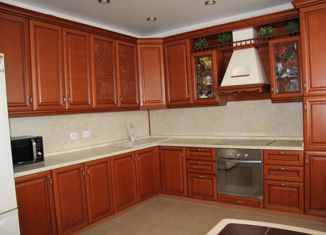 3-ком. квартира на продажу, 84 м2, Волгодонск, улица Энтузиастов, 8