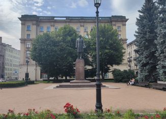 Продаю комнату, 67.5 м2, Санкт-Петербург, Большой проспект Петроградской стороны, 34-36, муниципальный округ Петровский