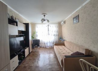 Продается двухкомнатная квартира, 52 м2, Астрахань, Кубанская улица, 19