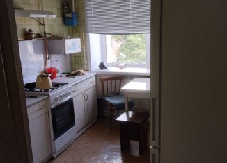 Продам 3-ком. квартиру, 77 м2, Арск, Большая улица, 68