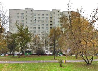 Продам 4-комнатную квартиру, 75.8 м2, Москва, улица Бестужевых, 4, станция Дегунино