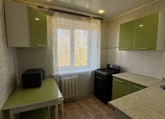 Продажа 2-ком. квартиры, 38.9 м2, Гуково, улица Карла Маркса, 43