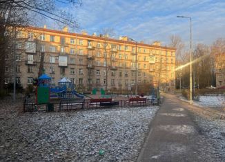 Продажа трехкомнатной квартиры, 72 м2, Санкт-Петербург, Удельный проспект, 31, Удельный проспект