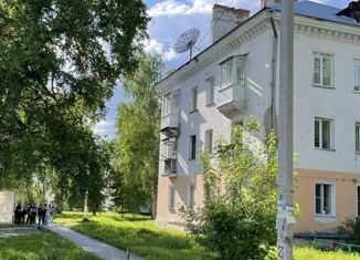 Продается 3-комнатная квартира, 79.1 м2, Калтан, проспект Мира, 35