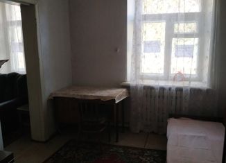 Продам комнату, 27 м2, Каменск-Шахтинский, улица Островского, 57