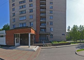 Продам комнату, 48.8 м2, Сосновый Бор, проспект Героев, 30